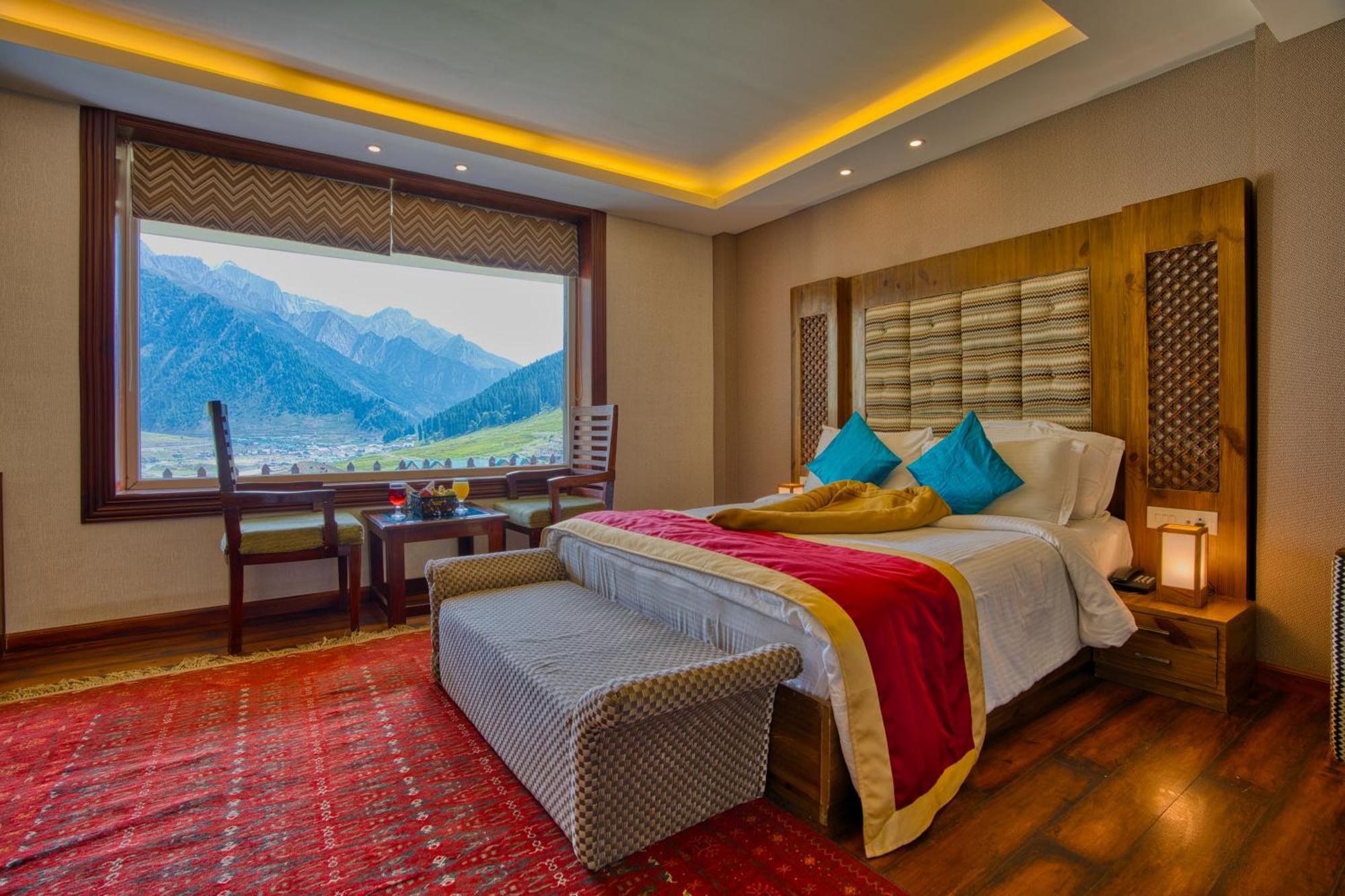 Golden Meadows Hotels & Resorts Sonāmarg Extérieur photo
