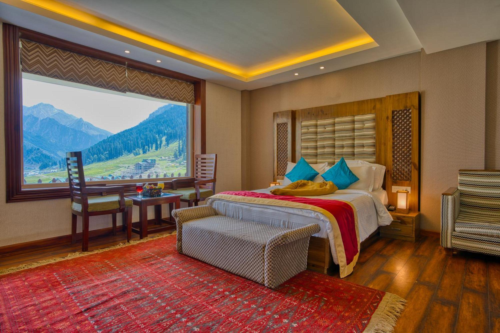 Golden Meadows Hotels & Resorts Sonāmarg Extérieur photo